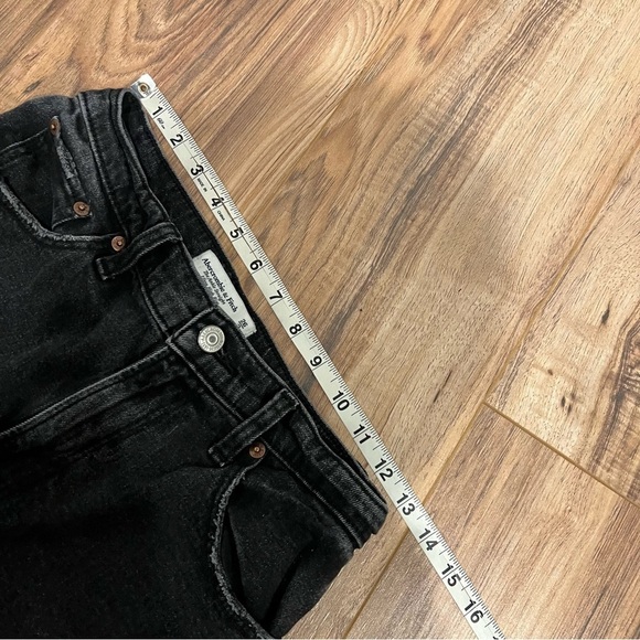Abercrombie & Fitch Curve Love High Rise Ankle Straight Jean - Picture 6 of 7